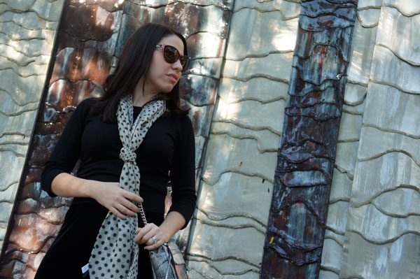 Velvet-black-pants-polka-dot-